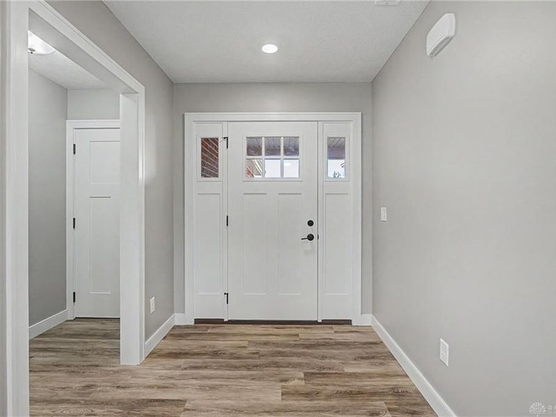 864 W Bentley Circle, Troy, OH 45373 Photo 4