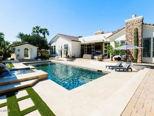 2438 S PEACOCK Place, Chandler, AZ 85286