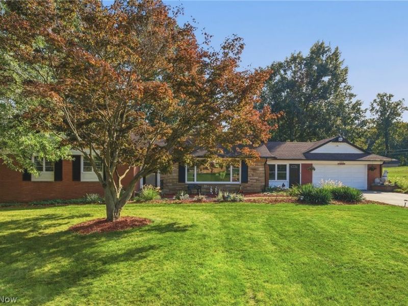 1004 Eastwood Street NE, Canton, OH 44714 Photo 3