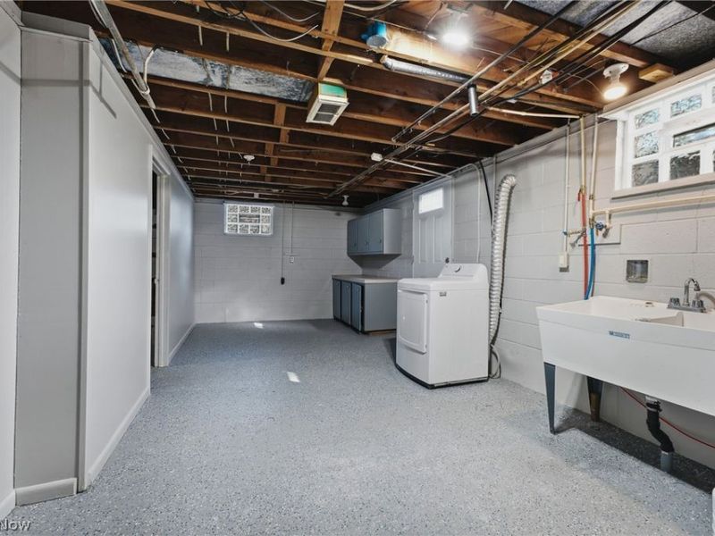 1004 Eastwood Street NE, Canton, OH 44714 Photo 36