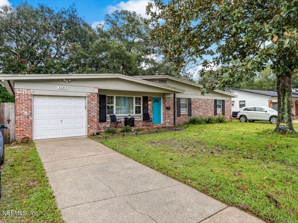 3483 THORNHILL Drive, Jacksonville, FL 32277