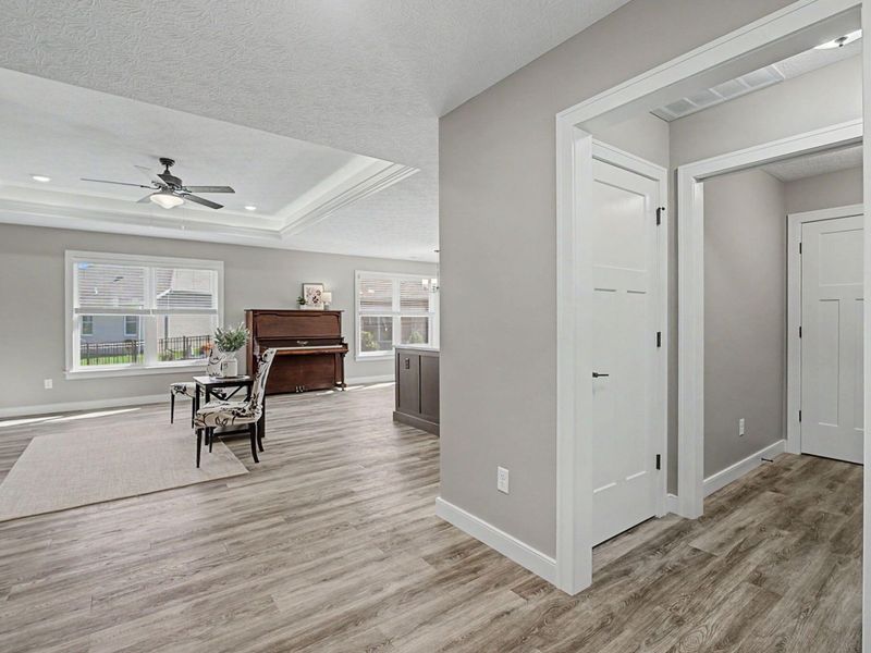 864 W Bentley Circle, Troy, OH 45373 Photo 5