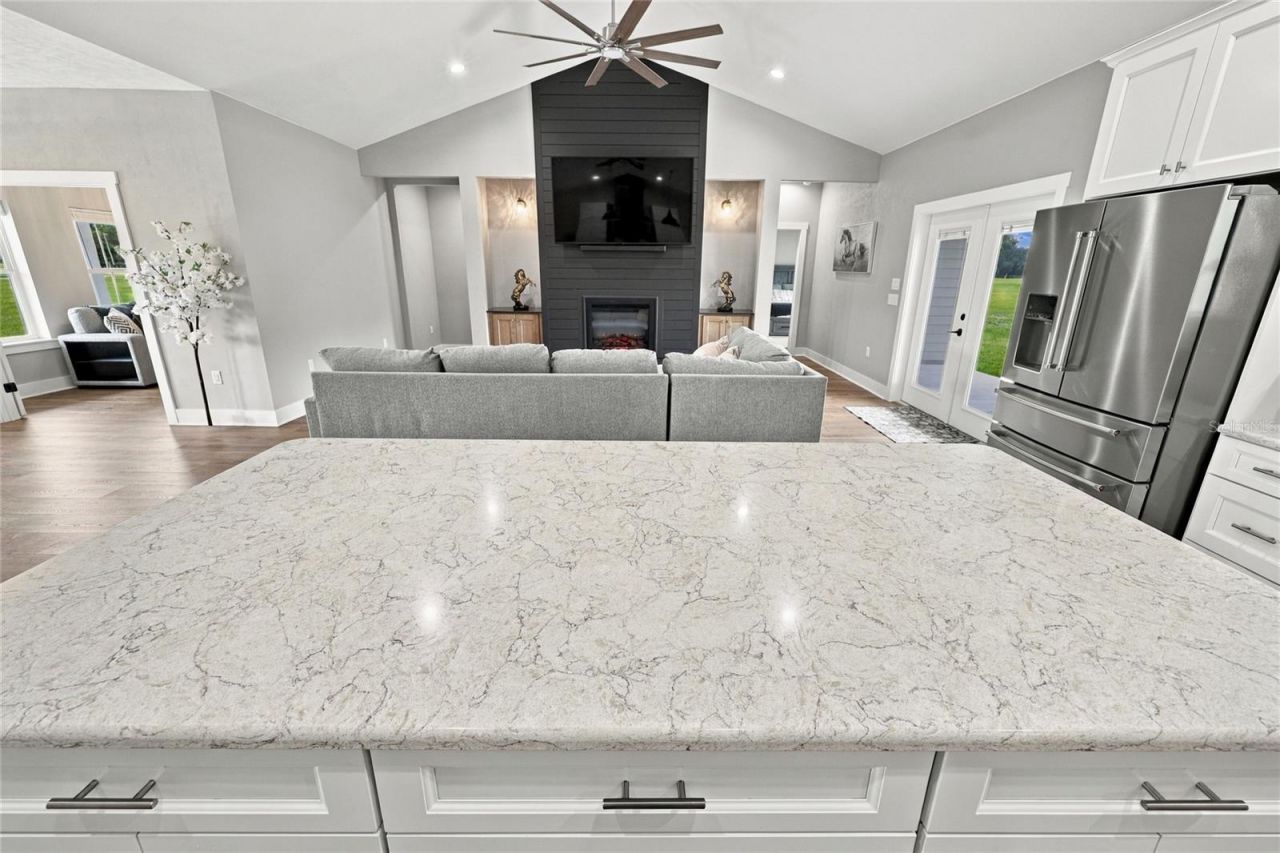 20875 NW 207th Terrace , High Springs, FL 32643 Photo