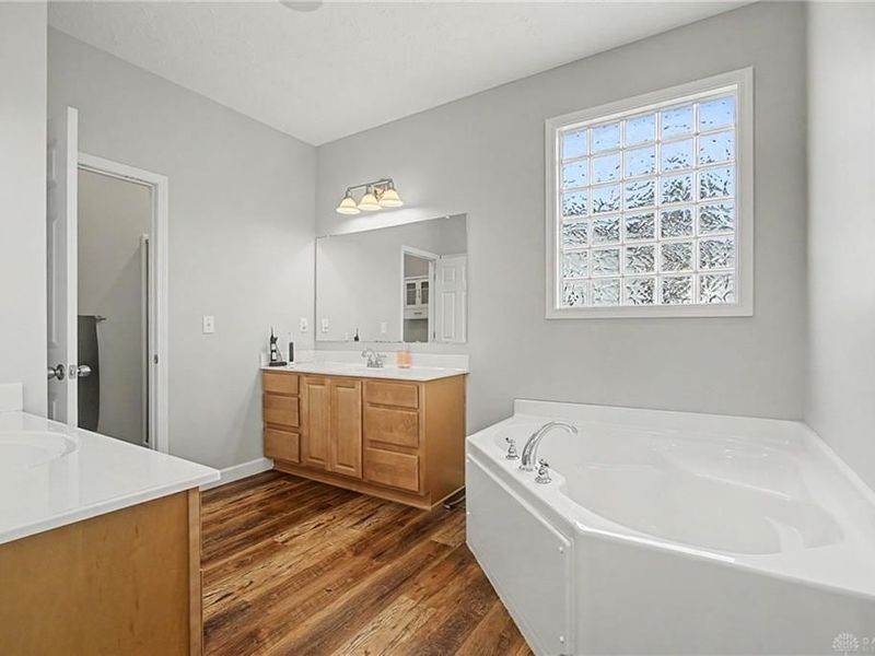 4137 Rosehill Drive, Beavercreek, OH 45431 Photo 29