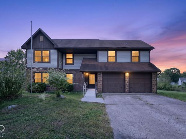 4220 Eagle Bay Circle, Indianapolis, IN 46254