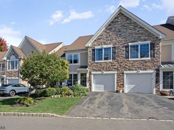 45 Magnolia Way, North Haledon, NJ 07508