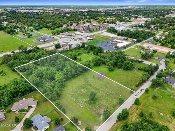 5 +/- Acres Vogel Drive , Duquesne, MO 64801