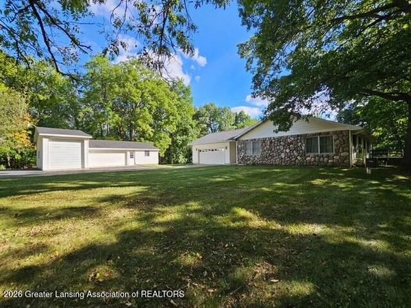 7167 W Eaton Highway, Lansing, MI 48906