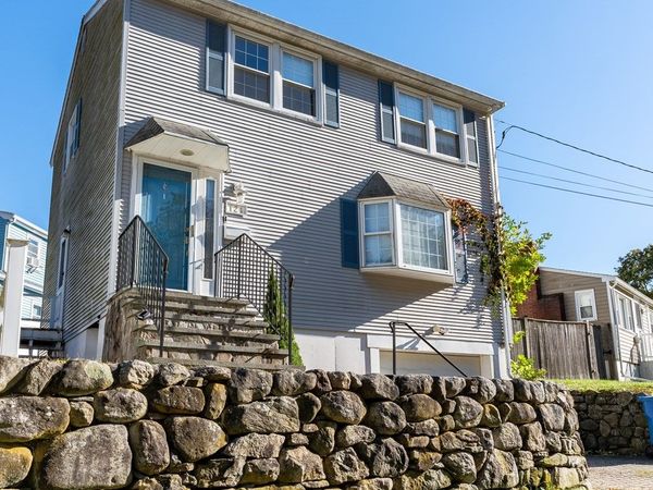 121 Hibiscus Ave, Unit N/A, Waltham, MA 02451