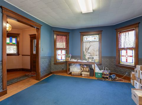 Main Photo