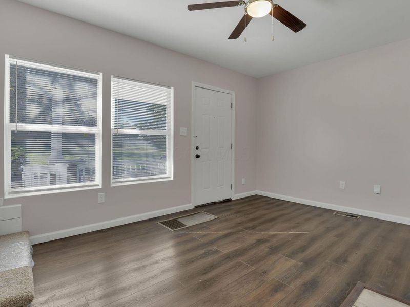 496 Eldridge Avenue, Columbus, OH 43203 Photo 8