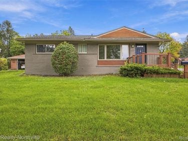 1106 Prince Street, Milford Village, Mi 48381