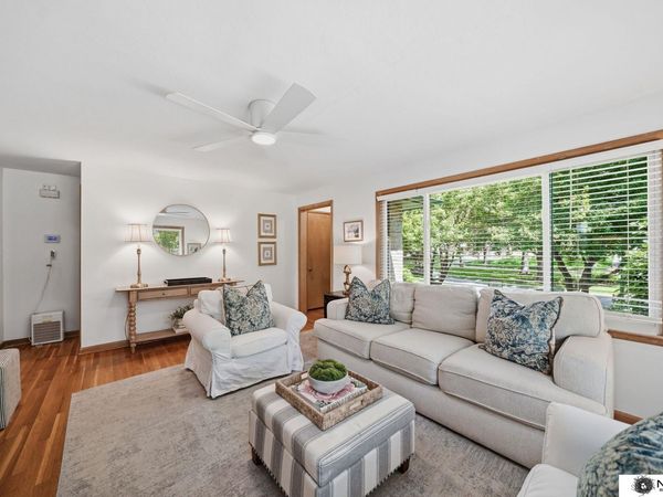 2639 Woodsdale Boulevard, Lincoln, NE 68502