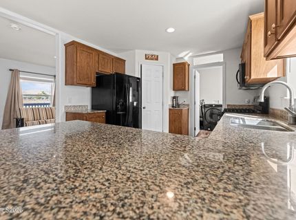 18 Scarsdale Drive, Yerington, NV 89447 Photo