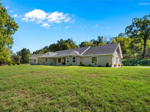 23001 Honey Creek Road, Sulphur Springs, AR 72768