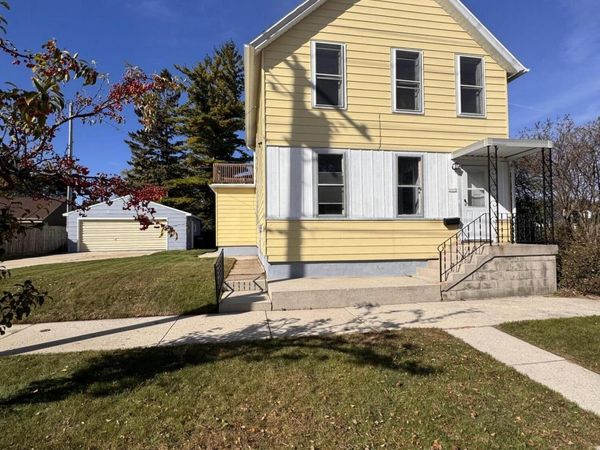 2512 S 10th St, Sheboygan, WI 53081