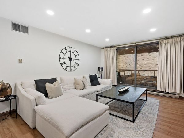 1818 E Shorewood Blvd, Unit 211, Shorewood, WI 53211
