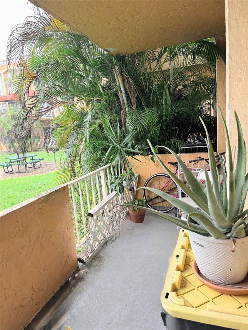 17901 NW 68th Ave , Unit T101, Hialeah, FL 33015 Photo