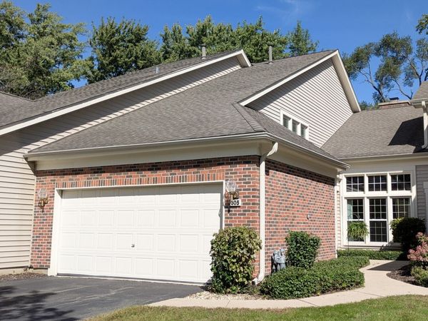 305 Stonefield Court , Schaumburg, IL 60173