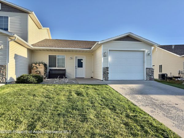 41 Bryan Loop, Parachute, CO 81635
