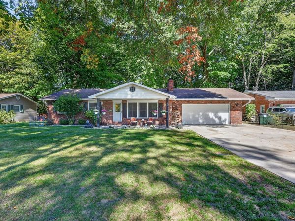 416 Spring Valley Lane, Whitehall, MI 49461
