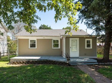605 N DELPHINE AVE, WAYNESBORO, VA 22980