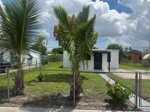 2130 Rutland St , Opa-Locka, FL 33054