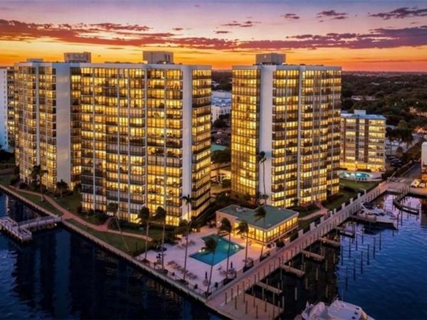 1900 Virginia AVE, Unit 203, FORT MYERS, FL 33901