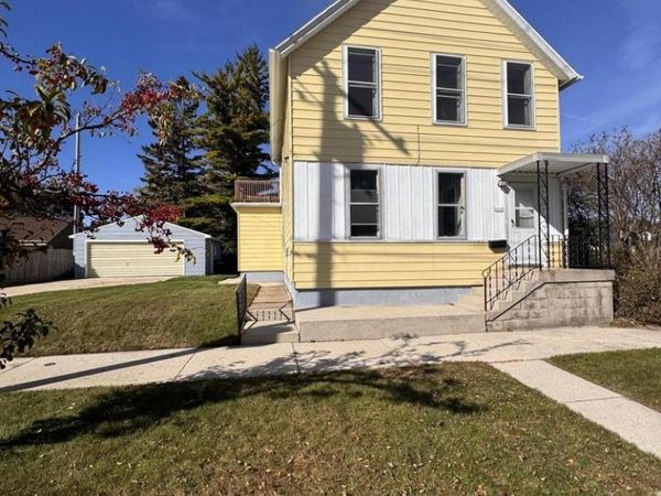 2512 S 10th STREET, Sheboygan, WI 53081