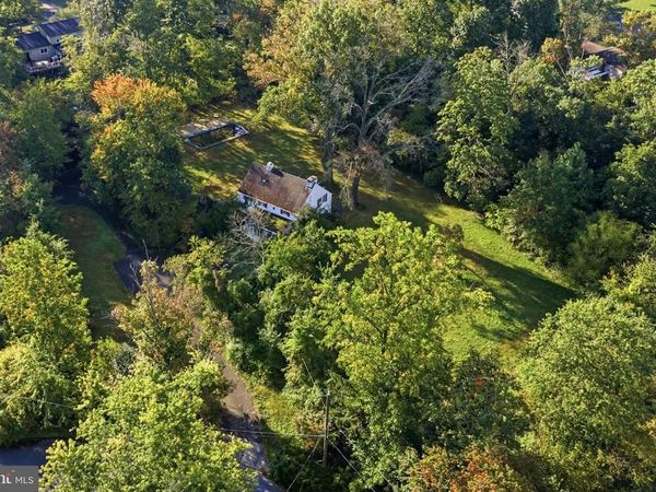 152 GWYNEDD MANOR ROAD, NORTH WALES, PA 19454