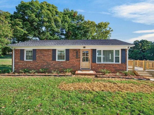1540 Red Brush Road , Mount Airy, NC 27030