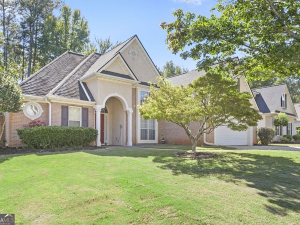 29 Park Forest Curve, Newnan, GA 30265
