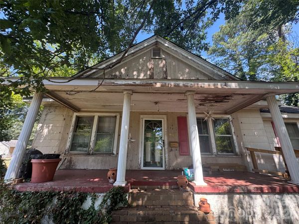 408 E Davidson Avenue , Gastonia, NC 28054