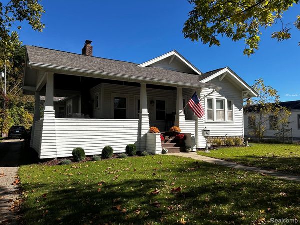 816 E Grand River Avenue, Howell, Mi 48843