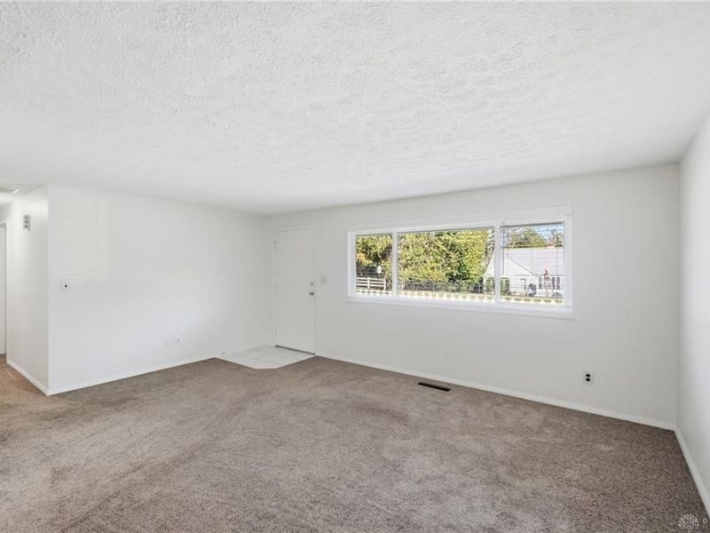 508 E David Road, Kettering, OH 45429 Photo 7