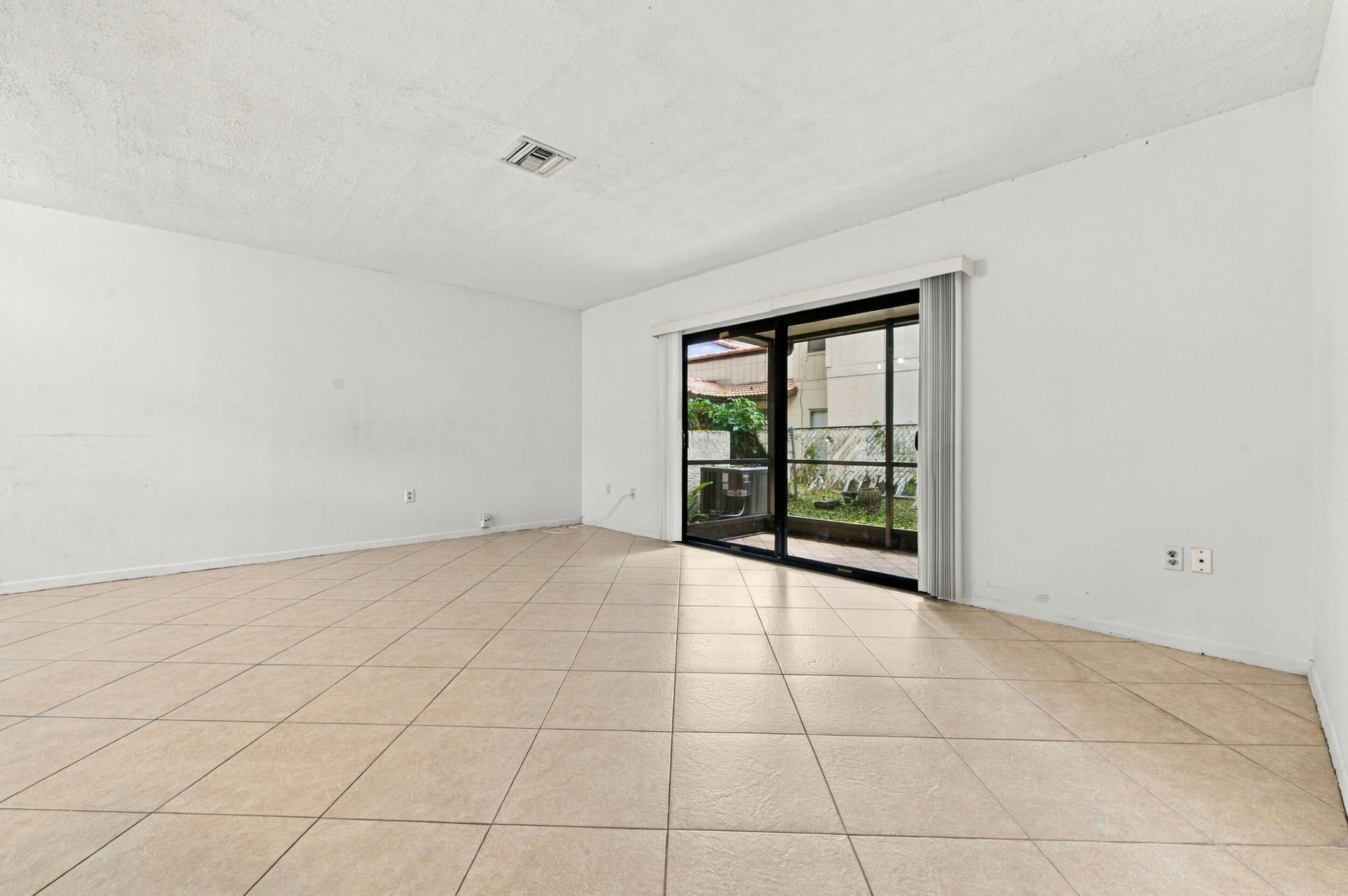 4153 Coral Springs Drive, Coral Springs, FL 33065 Photo
