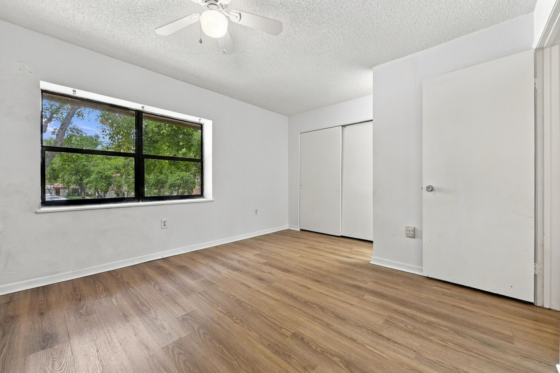4153 Coral Springs Drive, Coral Springs, FL 33065 Photo
