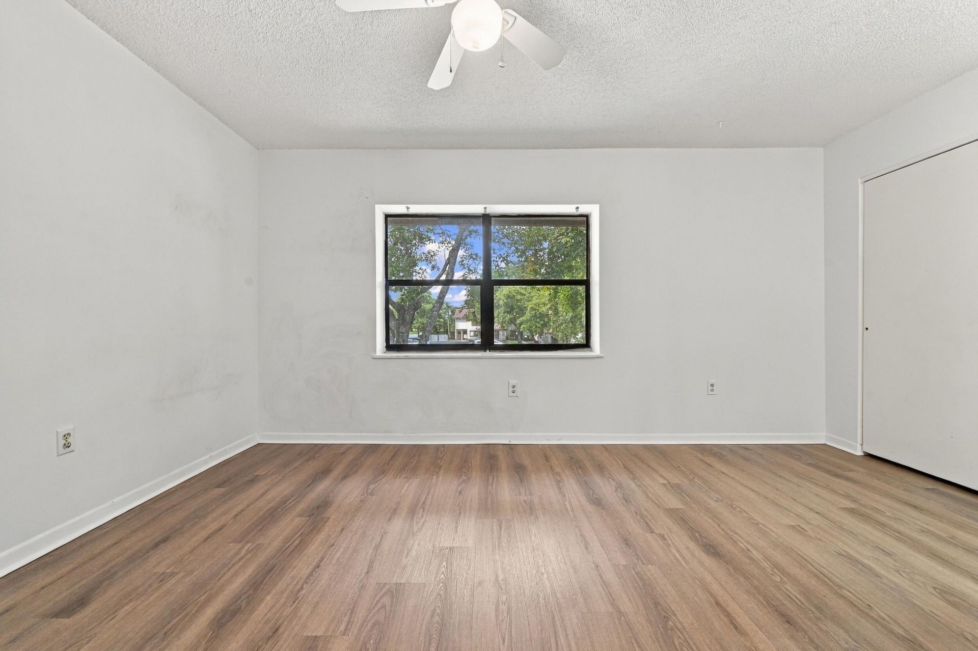 4153 Coral Springs Drive, Coral Springs, FL 33065 Photo