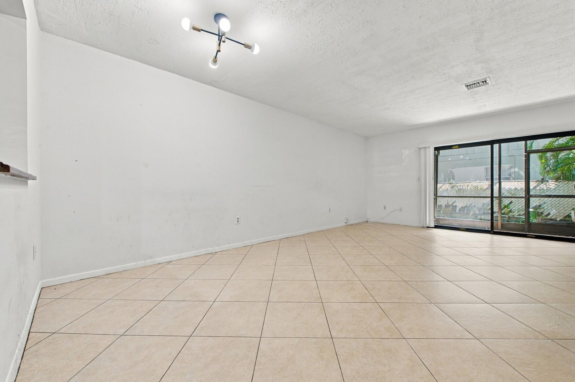 4153 Coral Springs Drive, Coral Springs, FL 33065 Photo