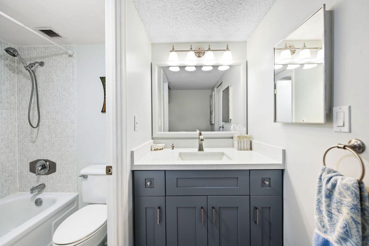 6911 Environ Boulevard, Unit 8K, Lauderhill, FL 33319 Photo