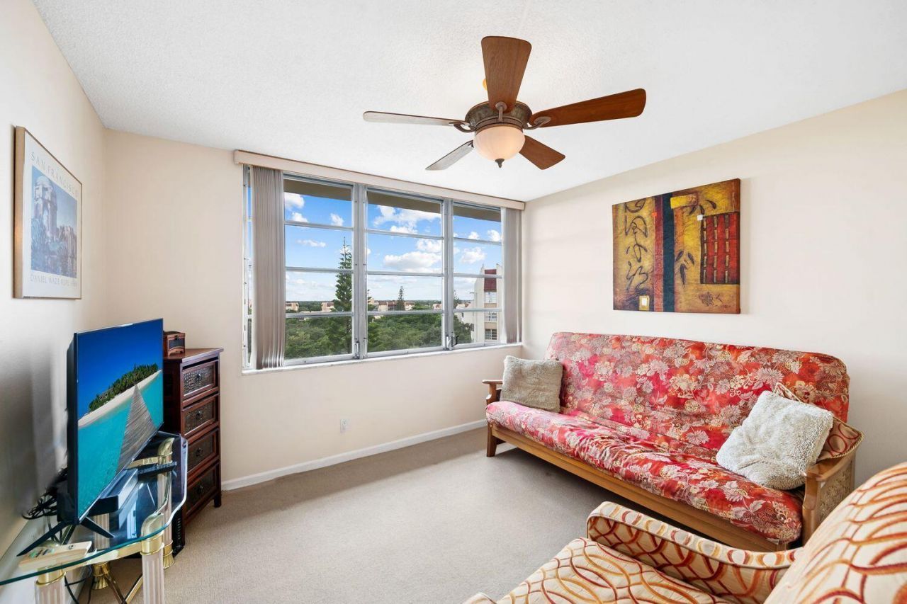 6911 Environ Boulevard, Unit 8K, Lauderhill, FL 33319 Photo