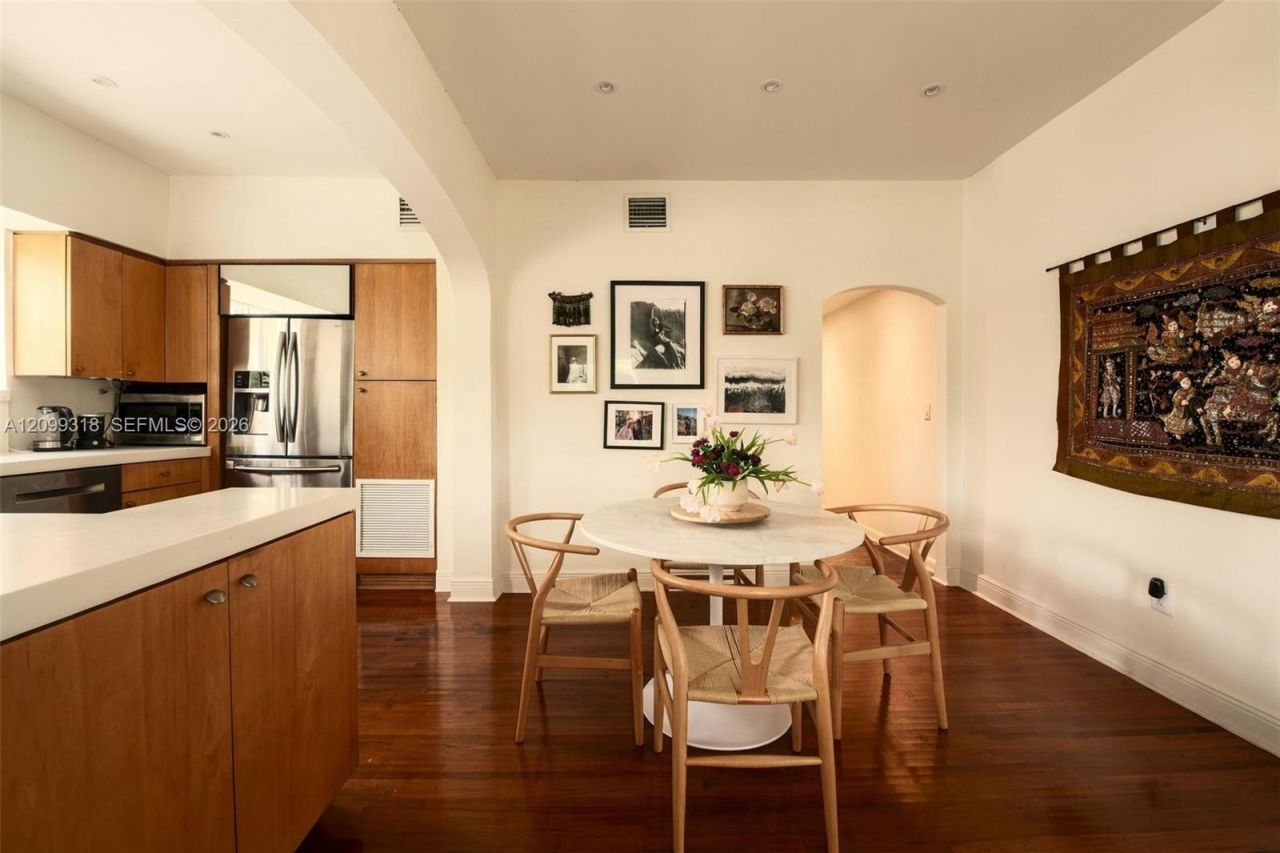 1061 Meridian Ave, Unit 2A, Miami Beach, FL 33139 Photo