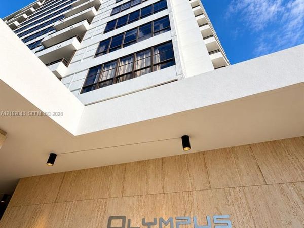 500 Three Islands Blvd , Unit 801, Hallandale Beach, FL 33009