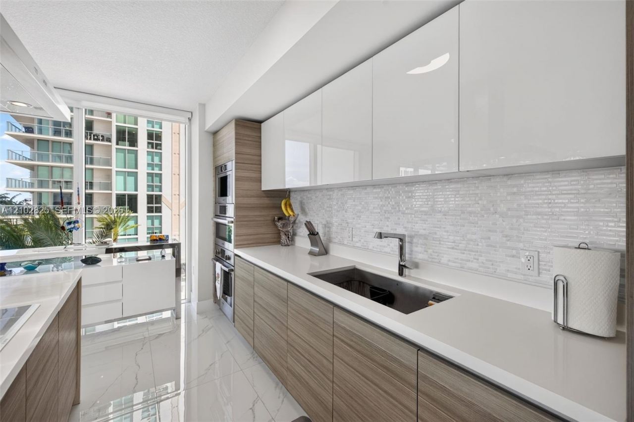 330 Sunny Isles Blvd, Unit 5-807, Sunny Isles Beach, FL 33160 Photo