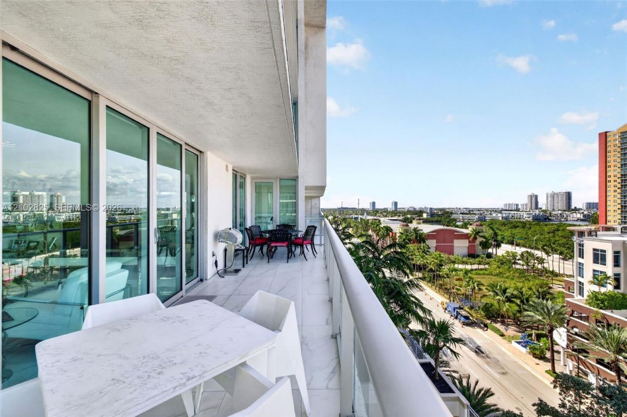 330 Sunny Isles Blvd, Unit 5-807, Sunny Isles Beach, FL 33160 Photo