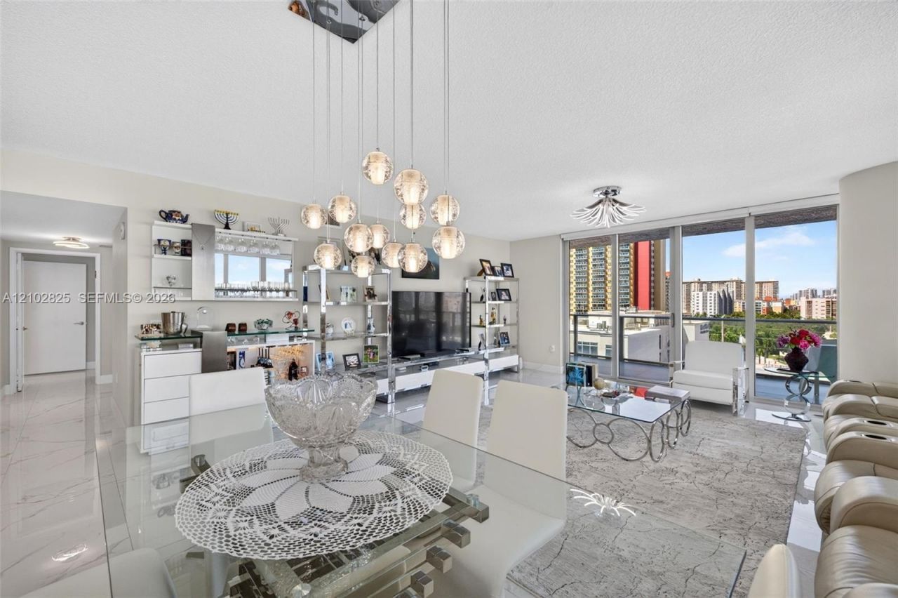 330 Sunny Isles Blvd, Unit 5-807, Sunny Isles Beach, FL 33160 Photo
