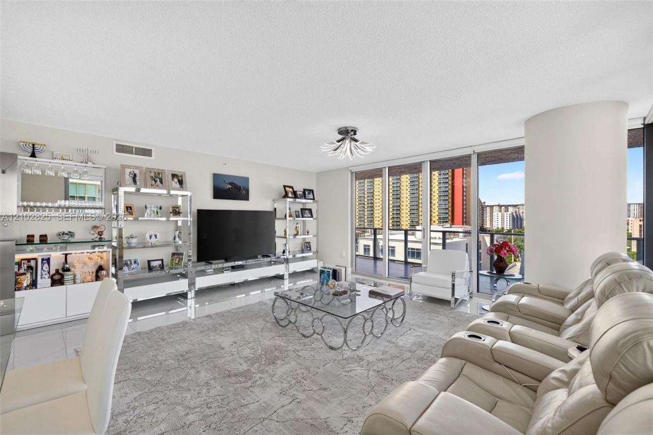 330 Sunny Isles Blvd, Unit 5-807, Sunny Isles Beach, FL 33160 Photo