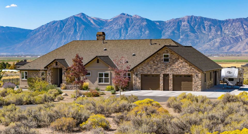 2368 Kincaid Avenue, Minden, NV 89423 Photo