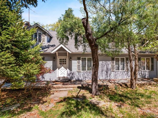 515 Mountainview Avenue , Valley Cottage, NY 10989