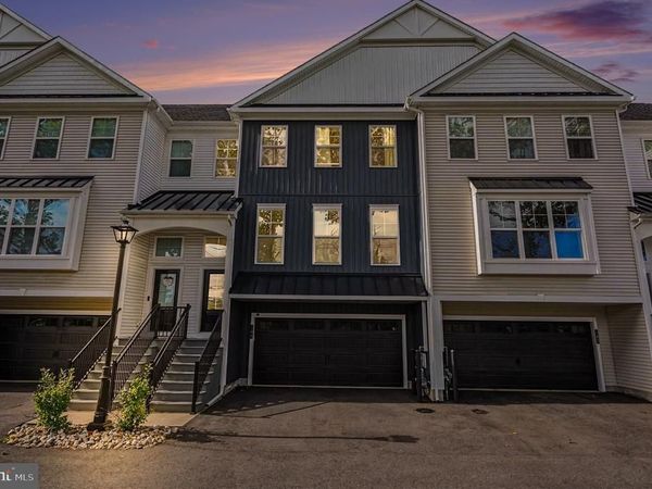 4446 SKIPPACK PIKE, Unit 106, SCHWENKSVILLE, PA 19473